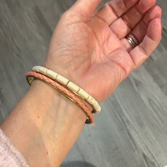 Two bangle bracelets - Picture 4 of 6